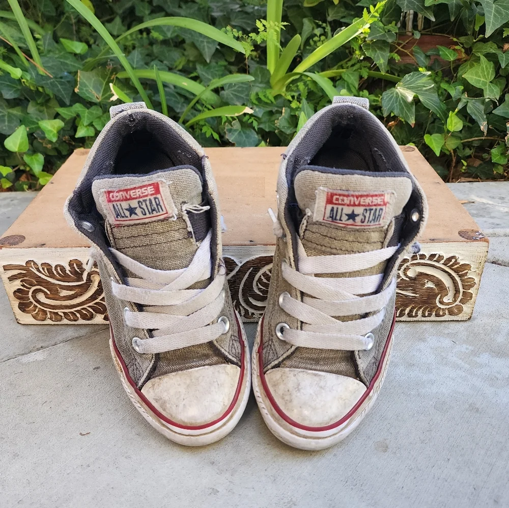 Kids Converse Slip On Sneakers